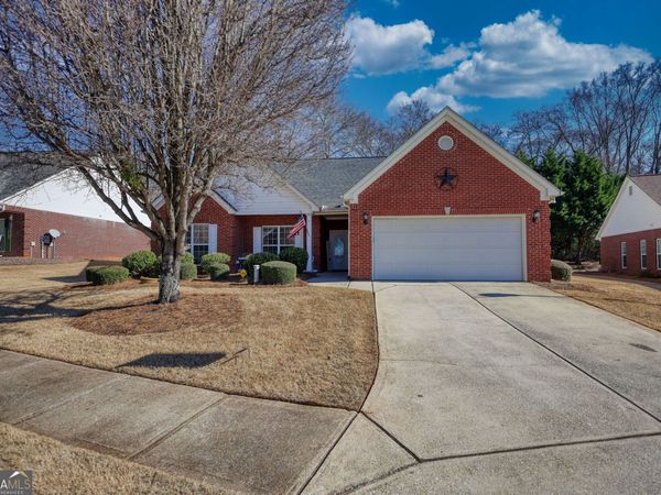 339 Crossroads Drive, Social Circle, GA 30025