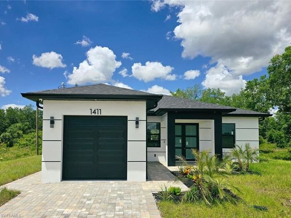 1411 Moore AVE , LEHIGH ACRES, FL 33972