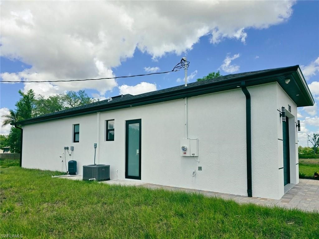 1411 Moore Ave , Lehigh Acres, FL 33972 Photo