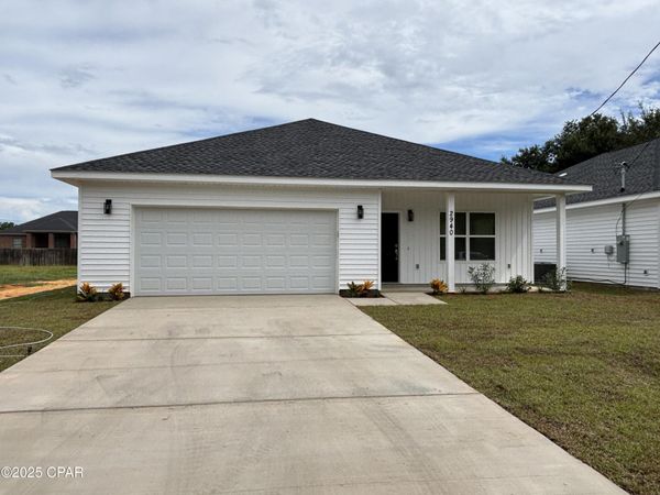 2940 Hall Avenue , Panama City, FL 32405