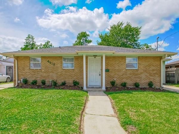 4918 GABRIEL Drive , New Orleans, LA 70127