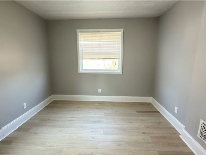 3581 E 149th Street, Cleveland, OH 44120 Photo 11