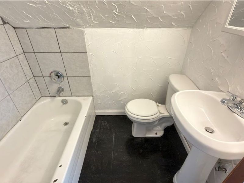 3581 E 149th Street, Cleveland, OH 44120 Photo 16