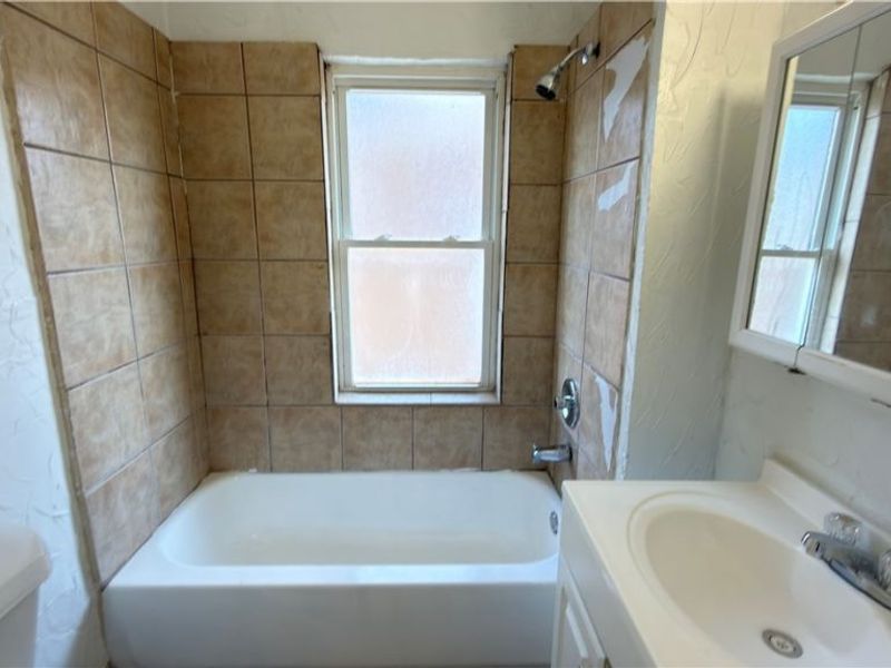 3581 E 149th Street, Cleveland, OH 44120 Photo 7