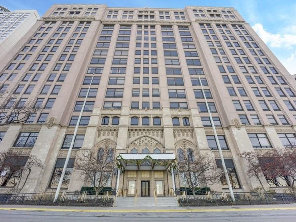 680 N LAKE SHORE Drive, Unit 1313, Chicago, IL 60611