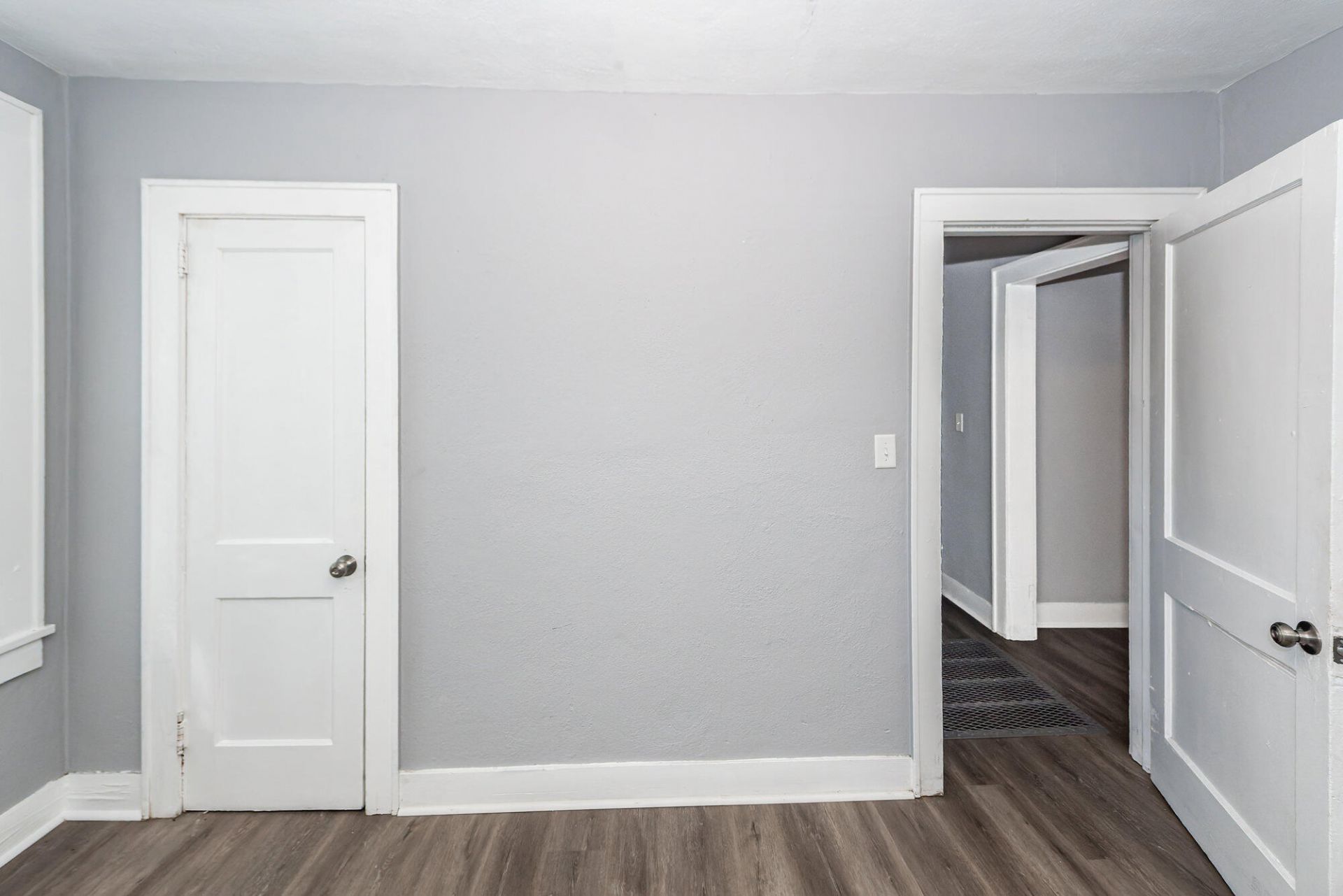 2620 Woodlawn Avenue Photo 16