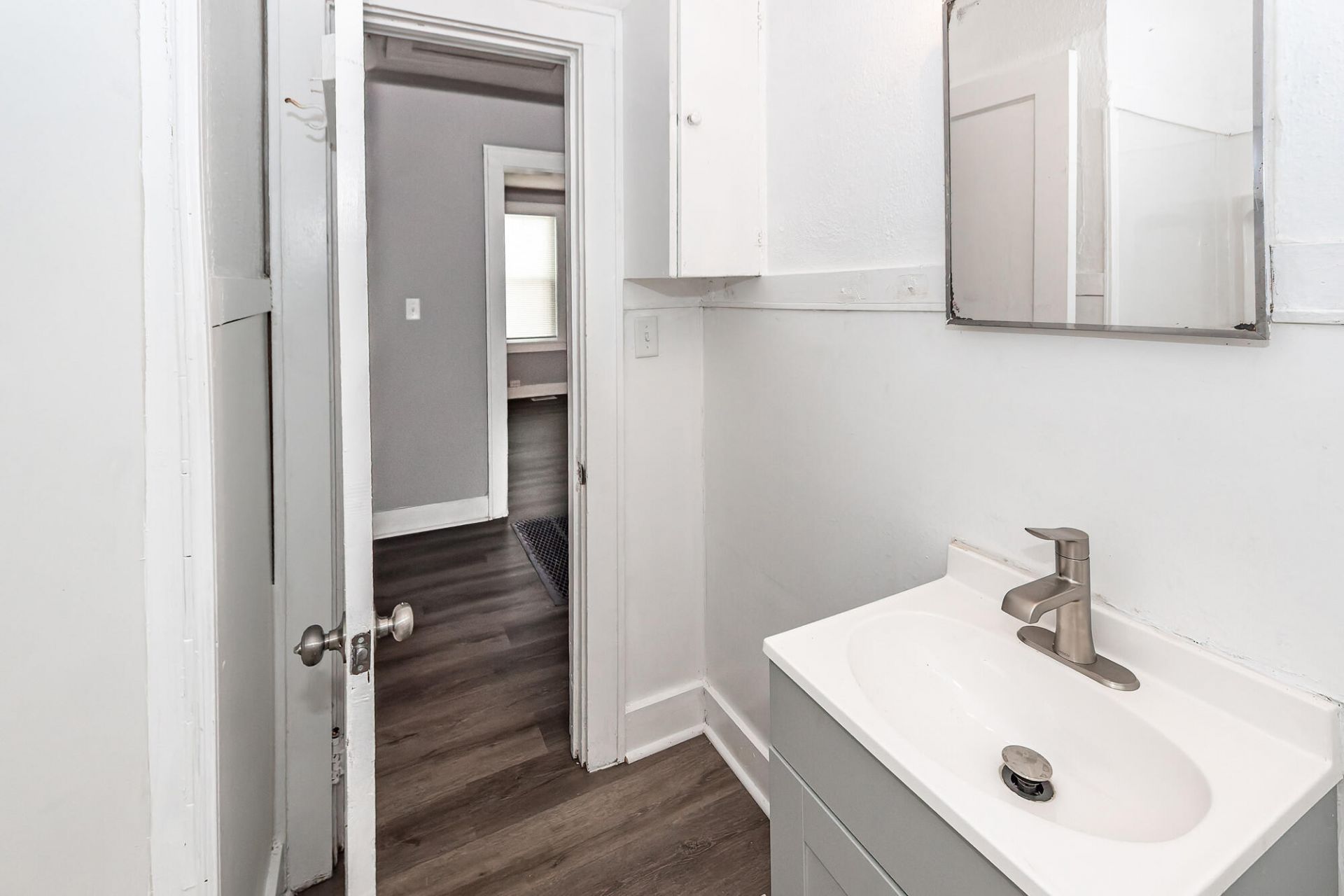 2620 Woodlawn Avenue Photo 19