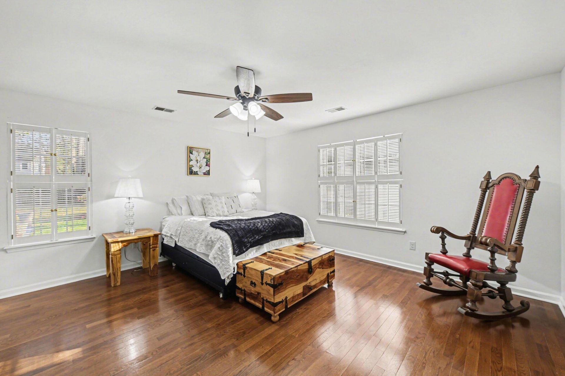204 Wickford Court Photo 12