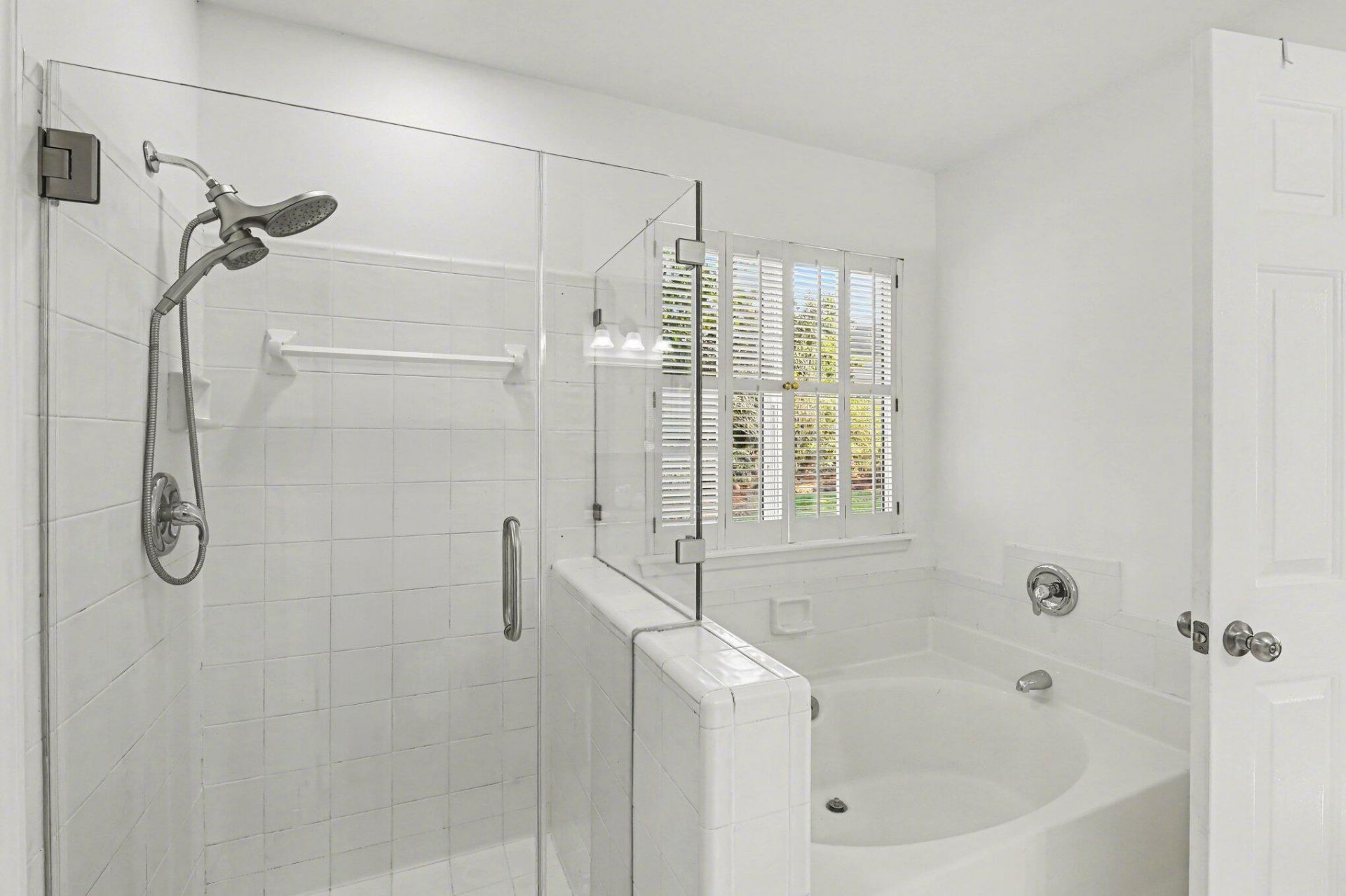 204 Wickford Court Photo 14