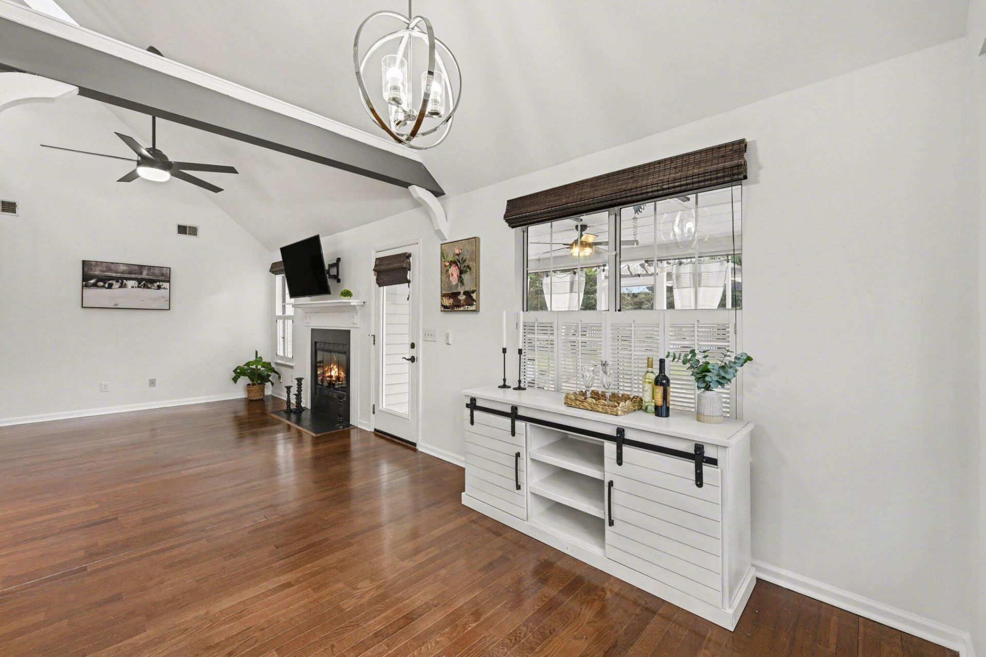 204 Wickford Court Photo 18
