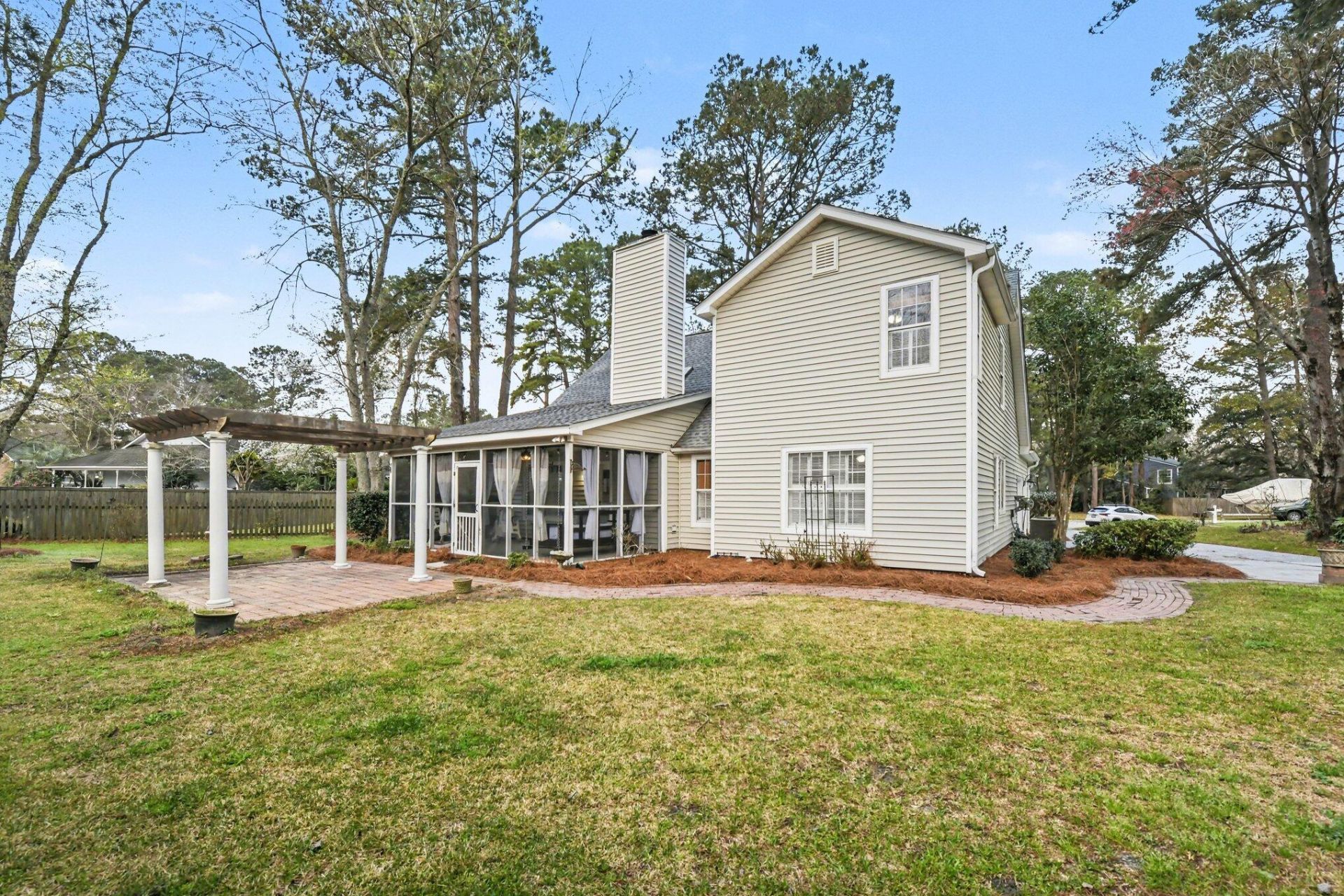 204 Wickford Court Photo 22