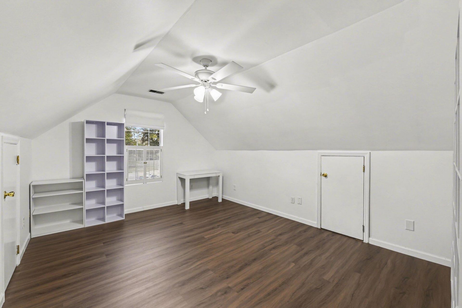 204 Wickford Court Photo 26