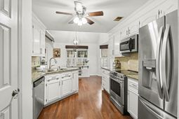 204 Wickford Court photo 4