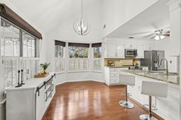 204 Wickford Court photo 4