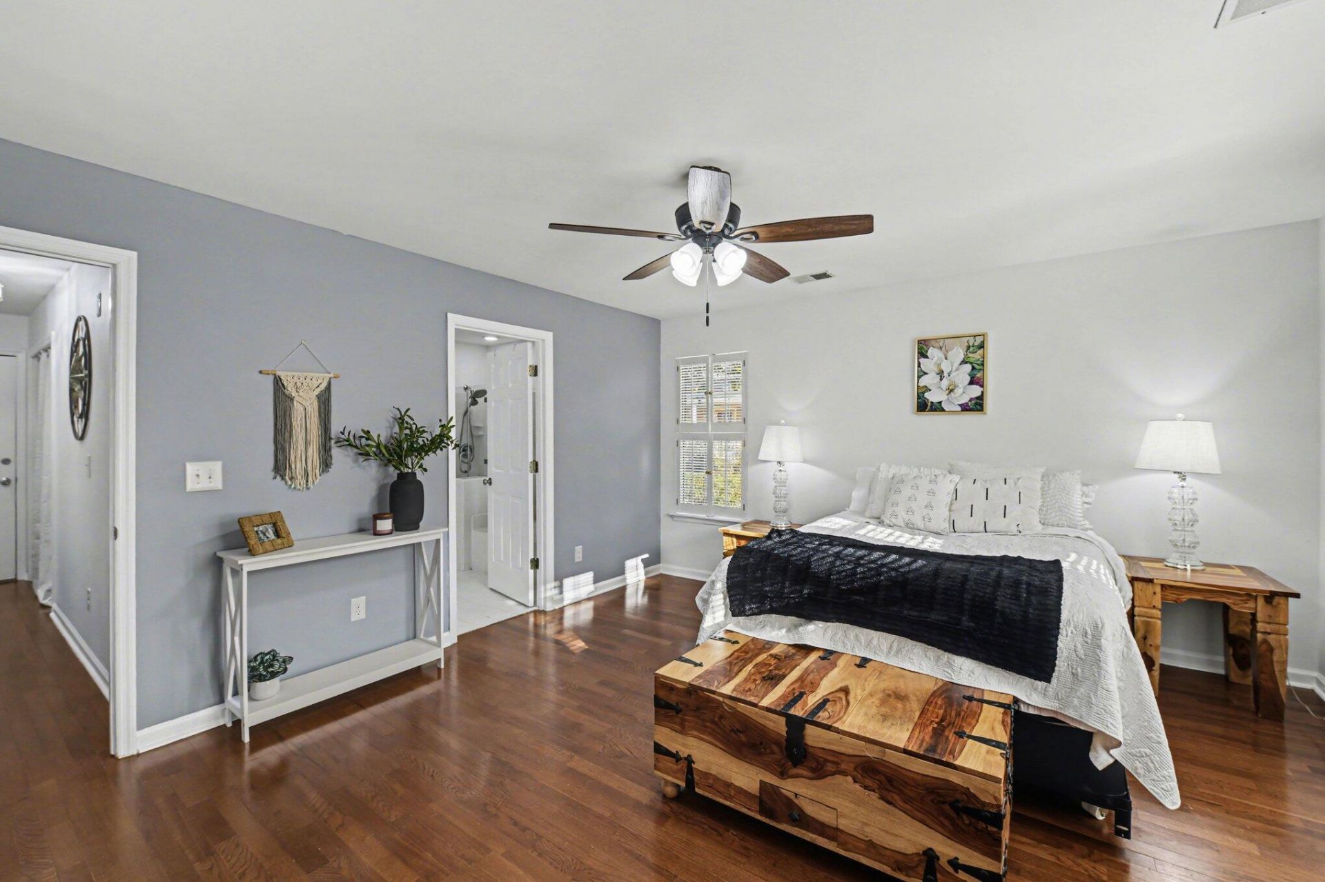 204 Wickford Court Photo 6