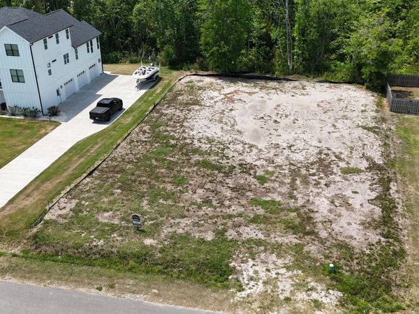 208 River Oats Court , Holly Ridge, NC 28445