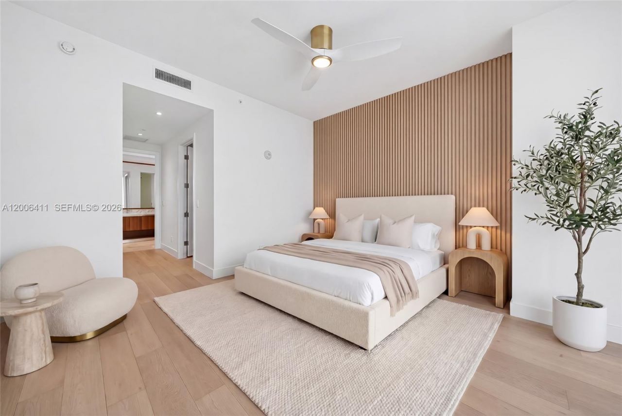 175 SE 25th Road , Unit 1202, Miami, FL 33129 Photo