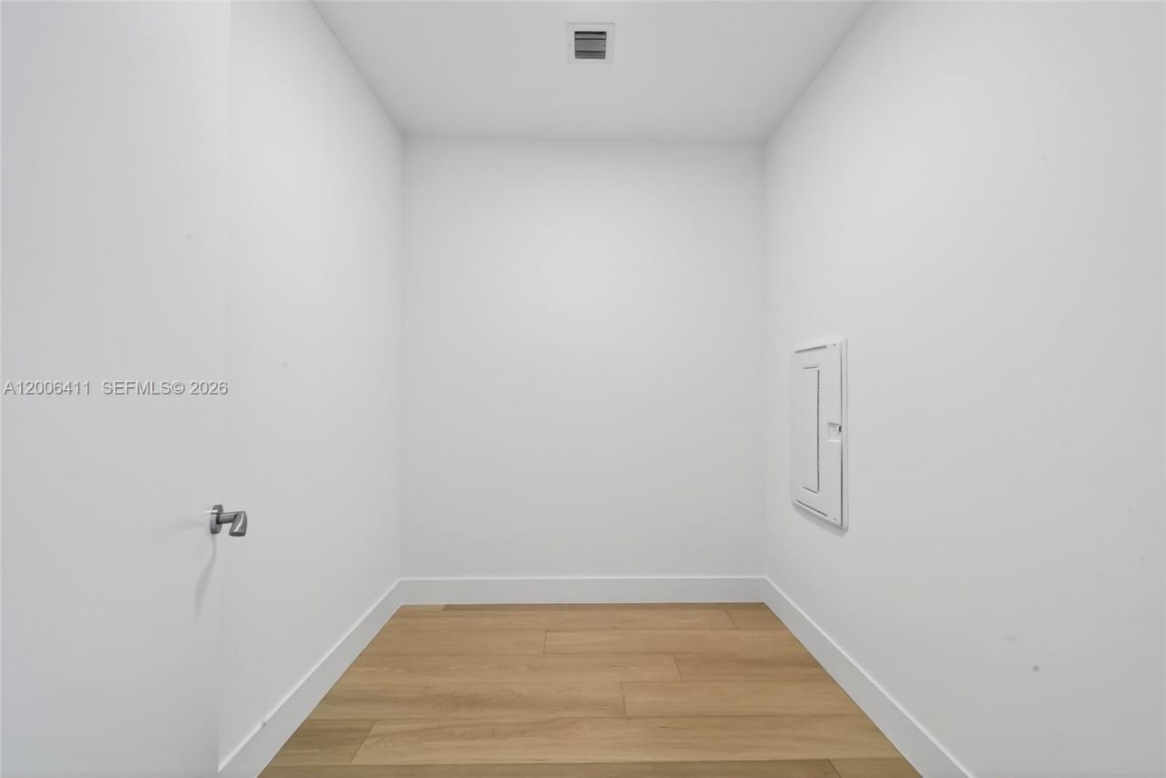 175 SE 25th Road , Unit 1202, Miami, FL 33129 Photo