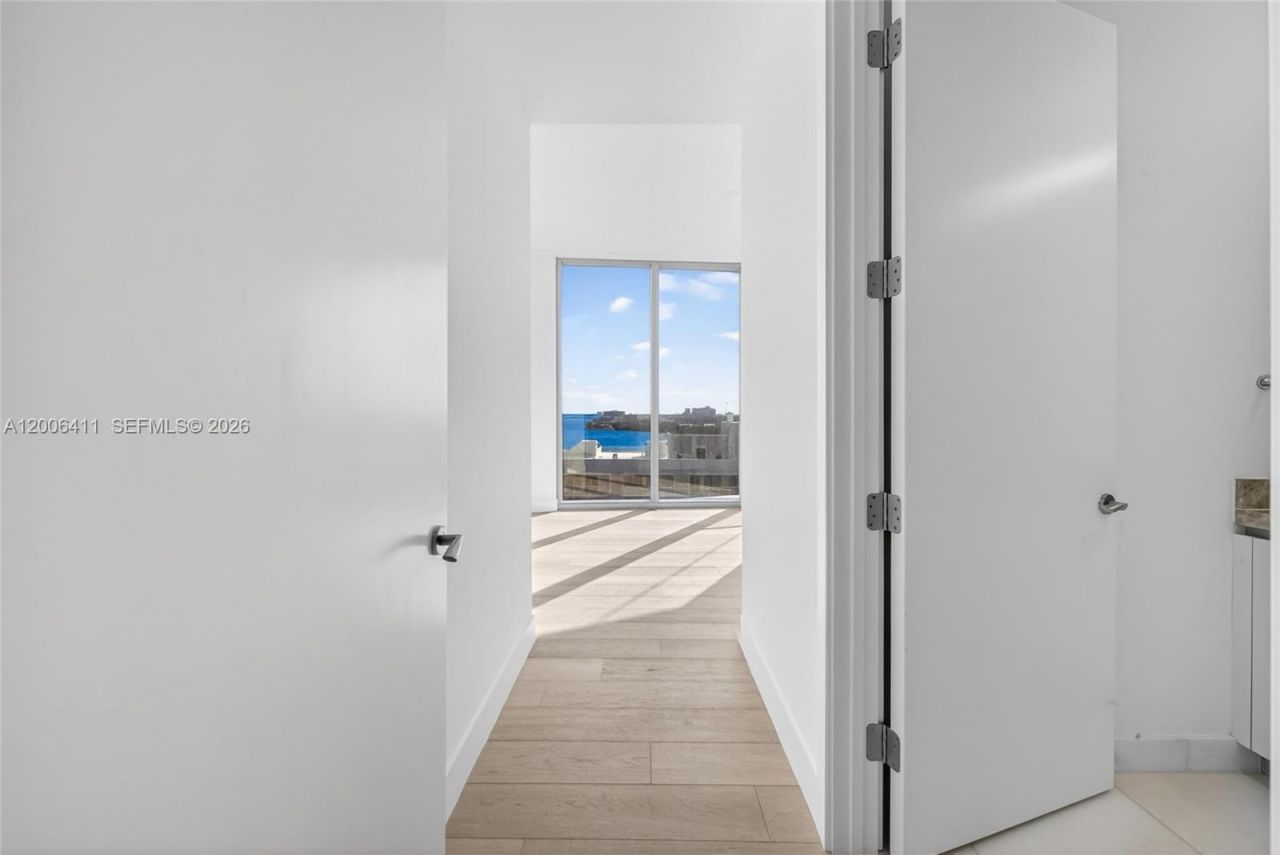 175 SE 25th Road , Unit 1202, Miami, FL 33129 Photo