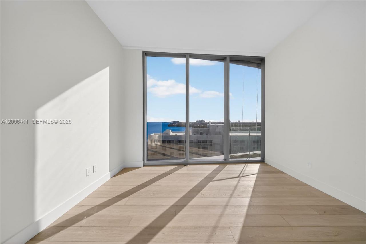 175 SE 25th Road , Unit 1202, Miami, FL 33129 Photo