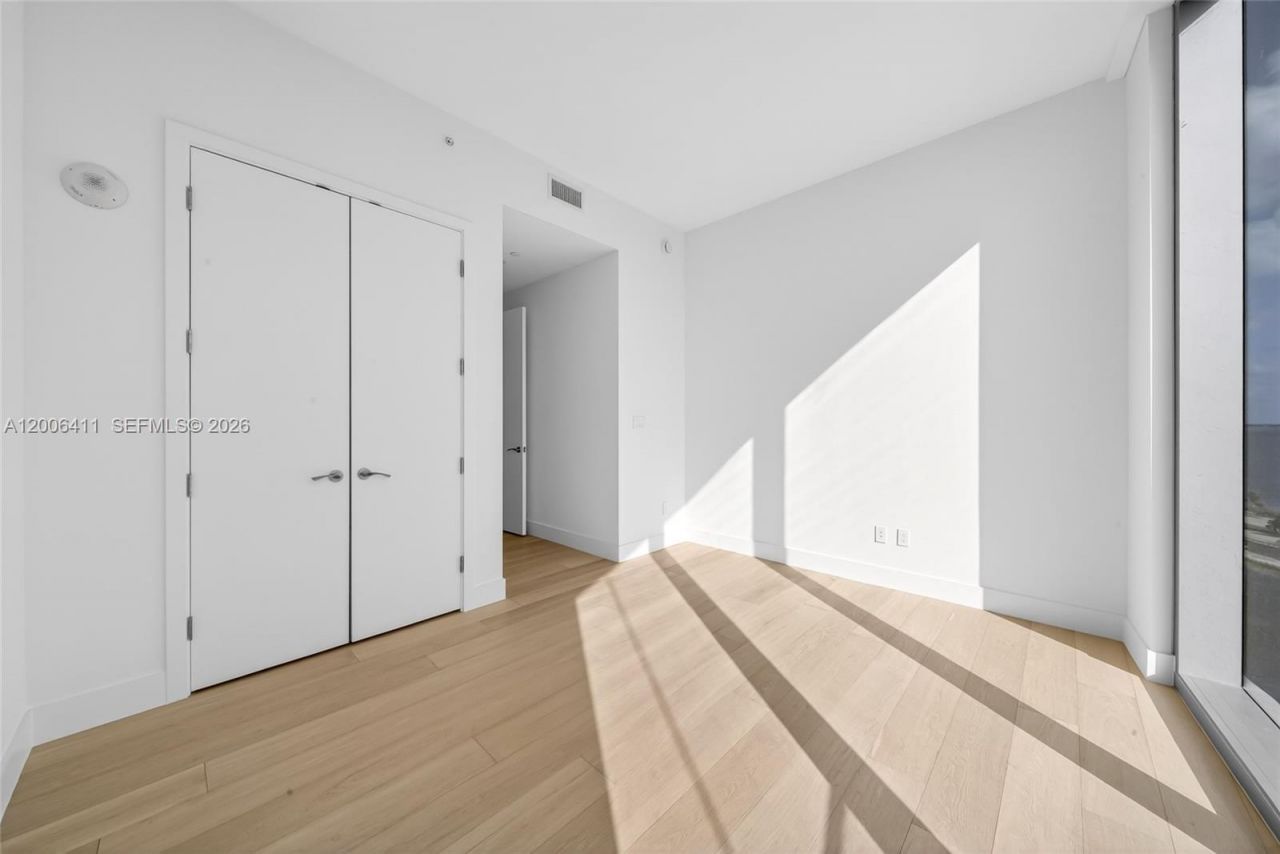 175 SE 25th Road , Unit 1202, Miami, FL 33129 Photo
