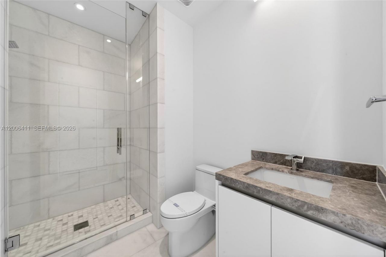 175 SE 25th Road , Unit 1202, Miami, FL 33129 Photo