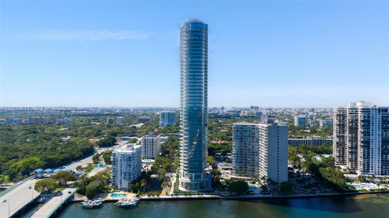 175 SE 25th Road , Unit 1202, Miami, FL 33129 Photo