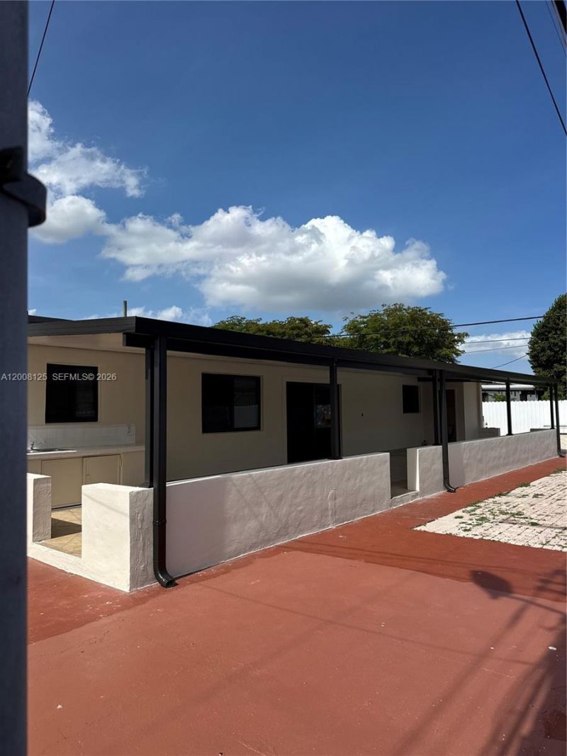 10320 SW 38th Ter, Miami, FL 33165 Photo