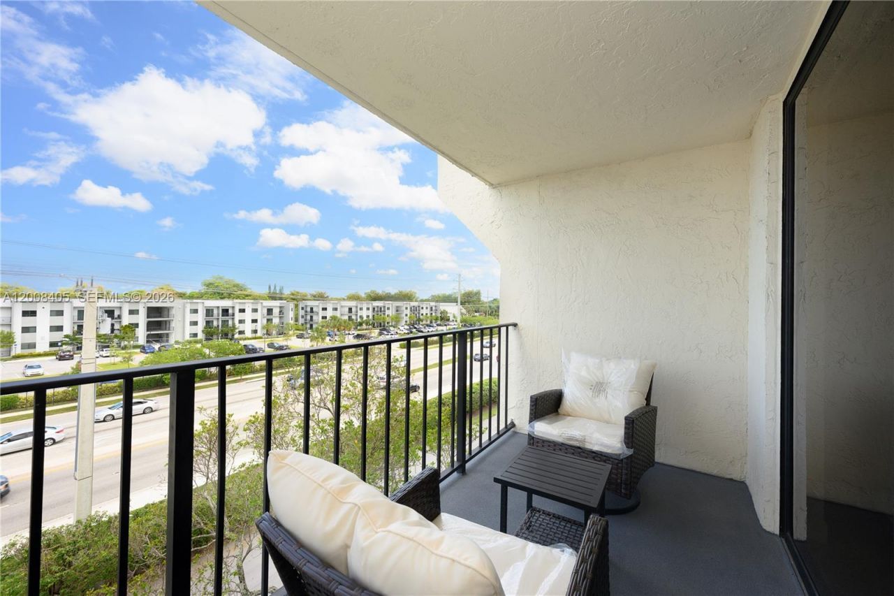 6195 Rock Island Rd , Unit 503, Tamarac, FL 33319 Photo