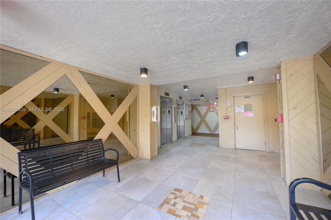 6195 Rock Island Rd , Unit 503, Tamarac, FL 33319 Photo