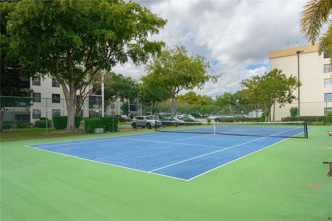 6195 Rock Island Rd , Unit 503, Tamarac, FL 33319 Photo