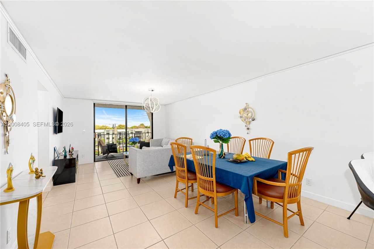 6195 Rock Island Rd , Unit 503, Tamarac, FL 33319 Photo