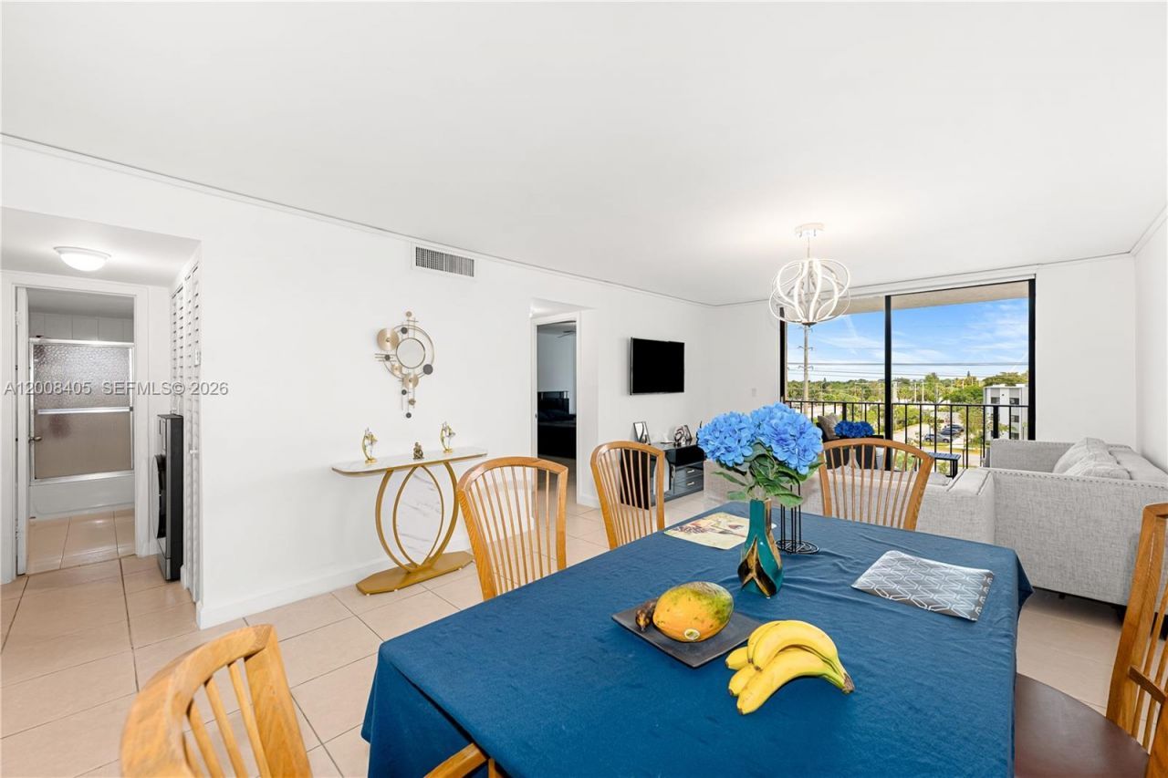 6195 Rock Island Rd , Unit 503, Tamarac, FL 33319 Photo