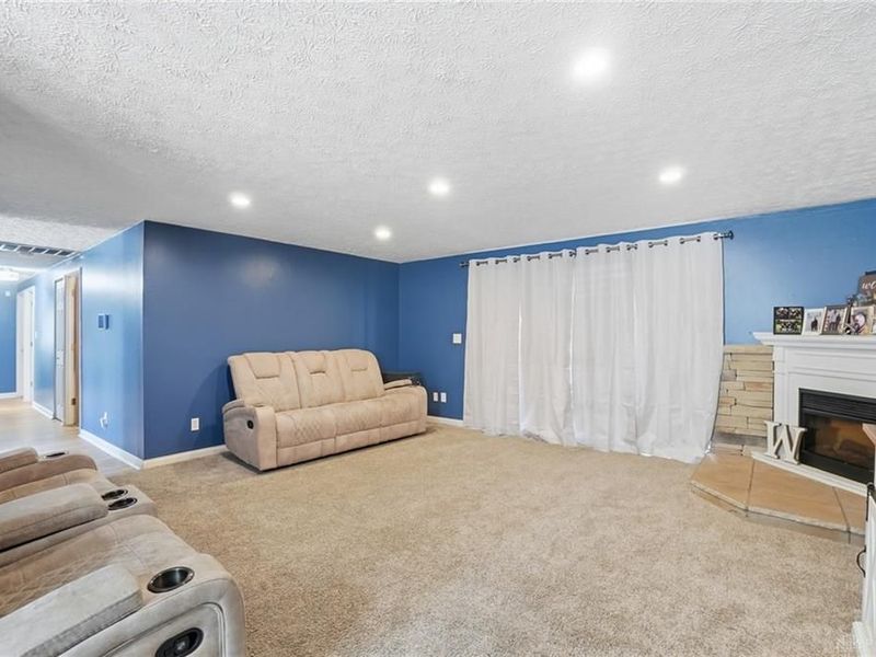 6629 Hubbard Drive, Huber Heights, OH 45424 Photo 12