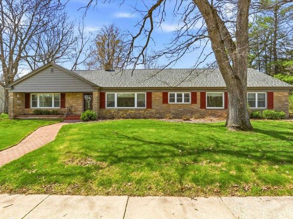 1251 WISCONSIN RIVER DRIVE, Port Edwards, WI 54446