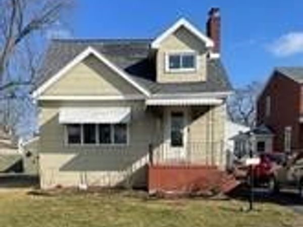 1225 N Military Road , Niagara Falls, NY 14304