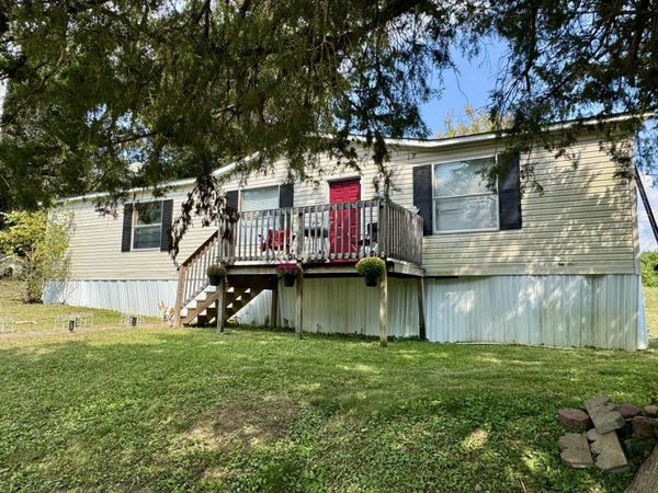 147 Mayberry Street, Harriman, TN 37748
