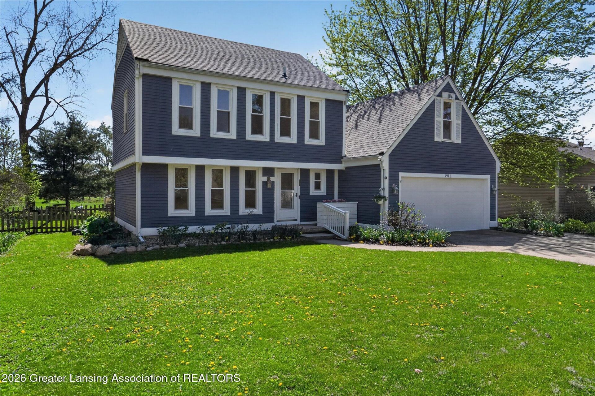 1916 Maple Shade Drive, Williamston, MI 48895 Main Photo