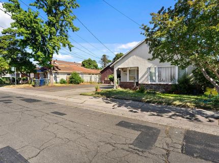 2143 Perkins Way, Sacramento, CA 95818 Photo