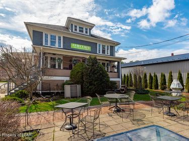 206 N Main Street, Shavertown, PA 18708
