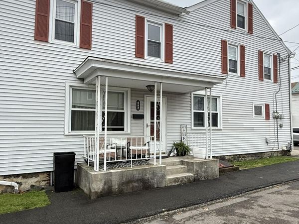 1 S Morris Street, St Clair, PA 17970