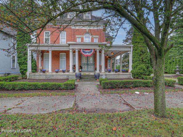 31 Exeter Avenue, West Pittston, PA 18643