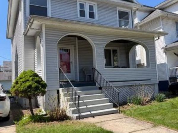 83 E Pettebone Street, Kingston, PA 18704