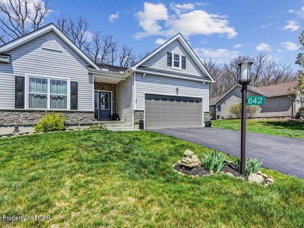 642 W Oak Lane, White Haven, PA 18661