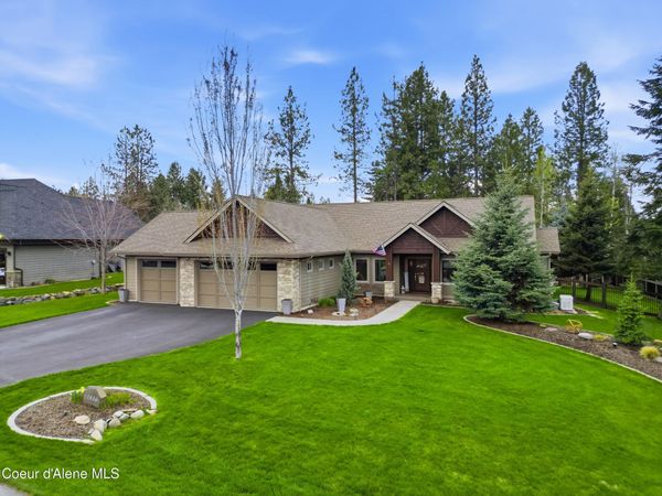 12836 N Sunflower LOOP, Hayden, ID 83835