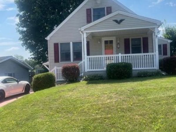6 E CHURCH STREET, LEBANON, PA 17046