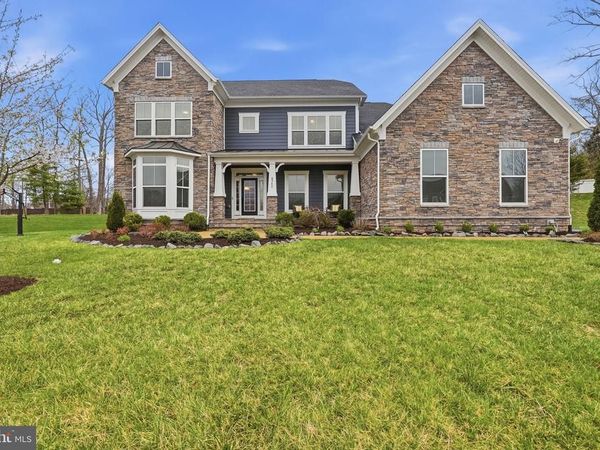 8940 SILVAN WOODS COURT , FAIRFAX, VA 22031