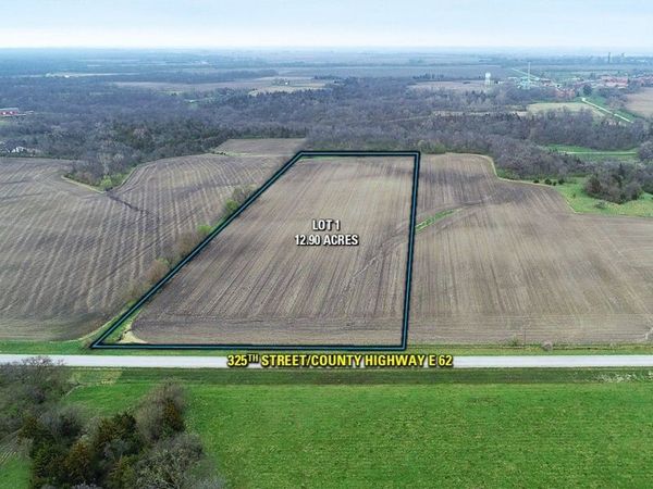 01 325th Street, Woodward, IA 50276