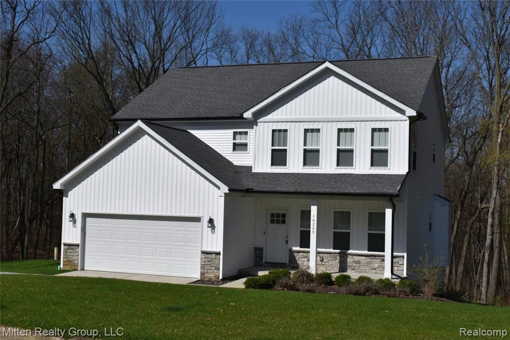 16255 Catalpa Ridge Drive, Holly Township, MI 48442 Main Photo