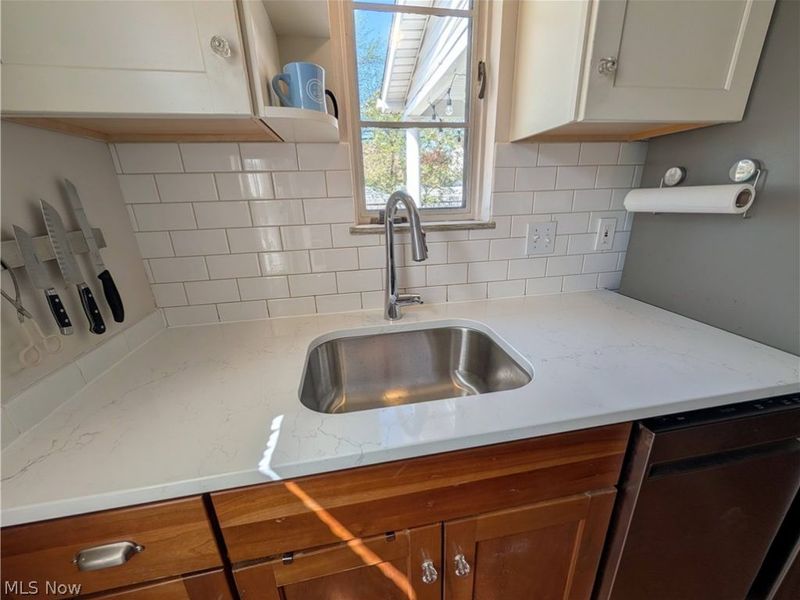 5255 Haverford Drive, Lyndhurst, OH 44124 Photo 18